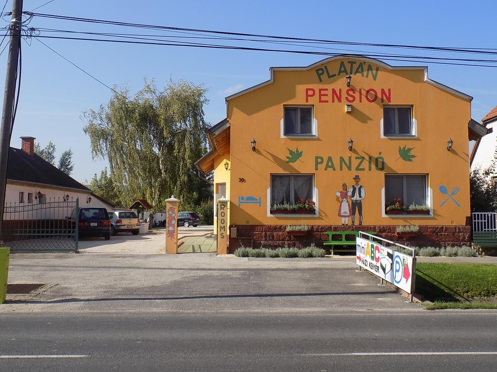 Bed and Breakfast Platán Panzió Nyúl Exterior foto
