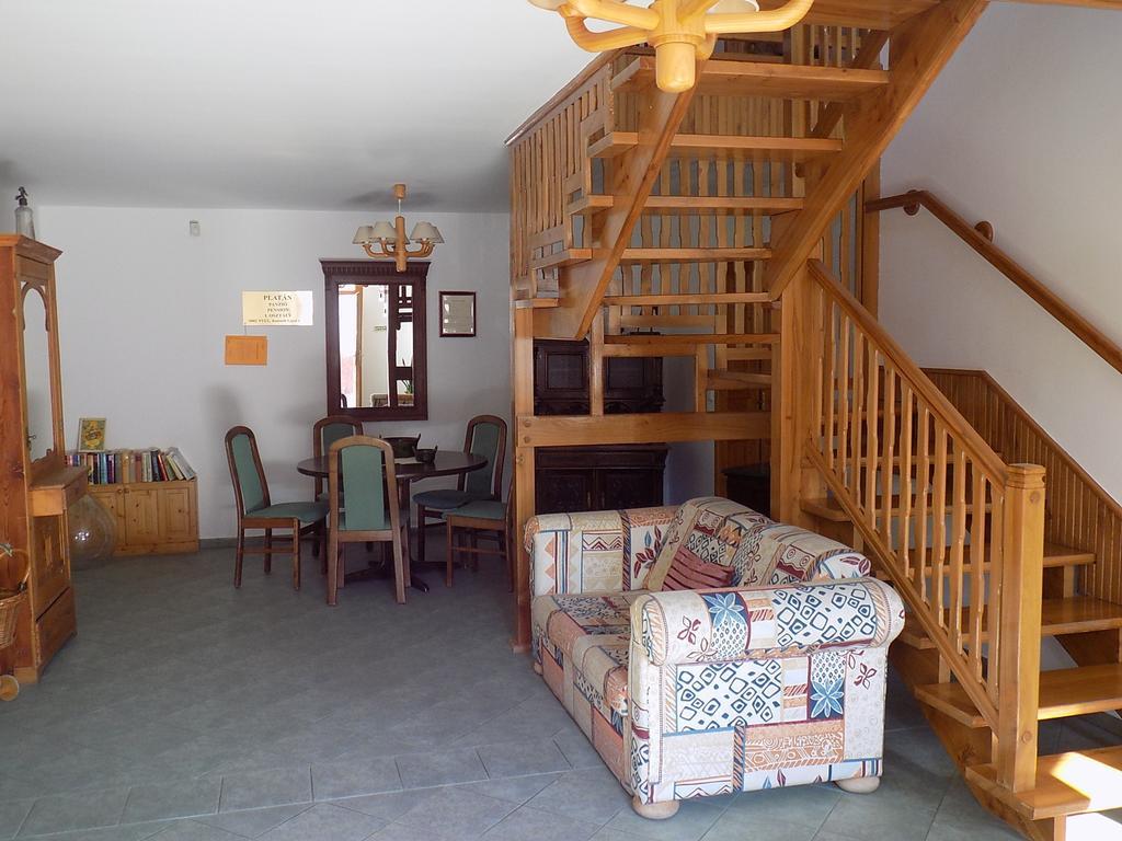Bed and Breakfast Platán Panzió Nyúl Exterior foto